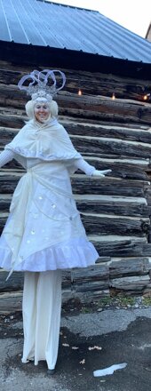 kaylie kreatrix winter stilts